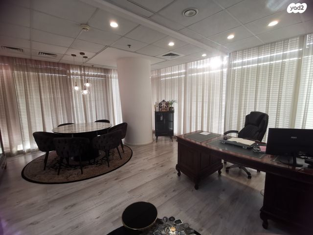 משרדים, בני ברק