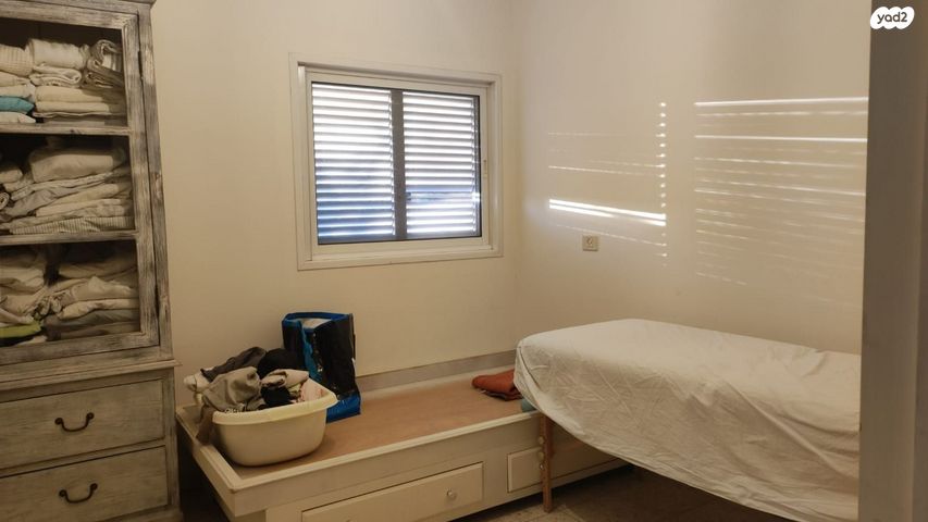 בית פרטי/ קוטג', לוחמי הגטאות, מרכז מזרחי, נס ציונה