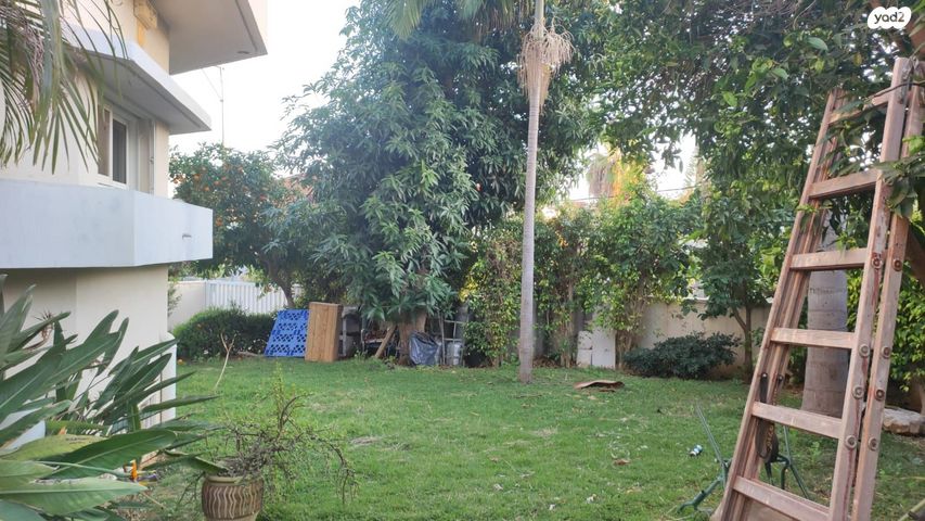 בית פרטי/ קוטג', לוחמי הגטאות, מרכז מזרחי, נס ציונה