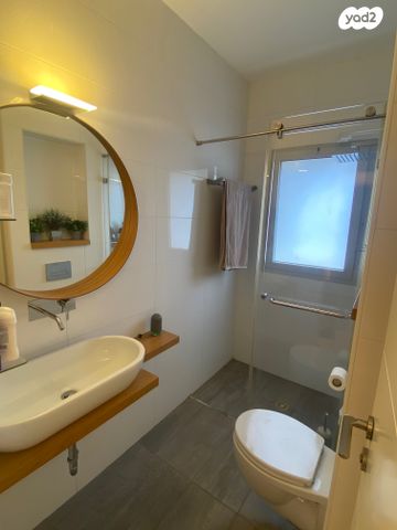 דירה, חנה רובינא, מרכז, הרצליה