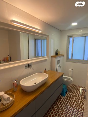 דירה, חנה רובינא, מרכז, הרצליה