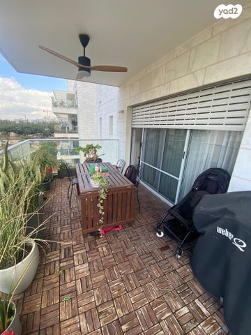 דירה, חנה רובינא, מרכז, הרצליה