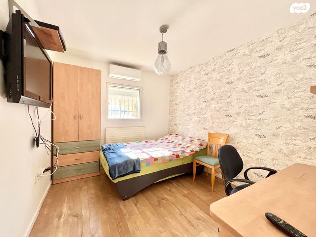 דו משפחתי, פסגת זאב, ירושלים