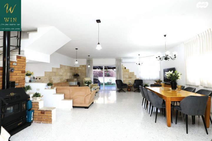 דו משפחתי, פרדסיה