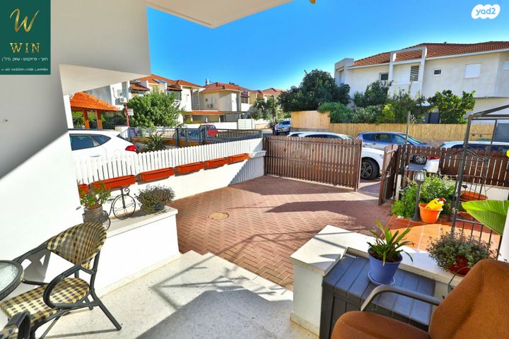 דו משפחתי, פרדסיה