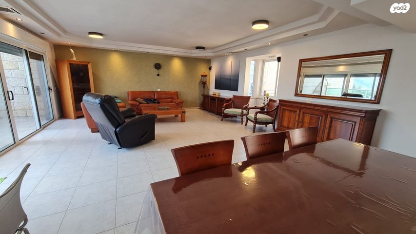 גג/ פנטהאוז, אוסישקין, אחוזת כנרת, טבריה