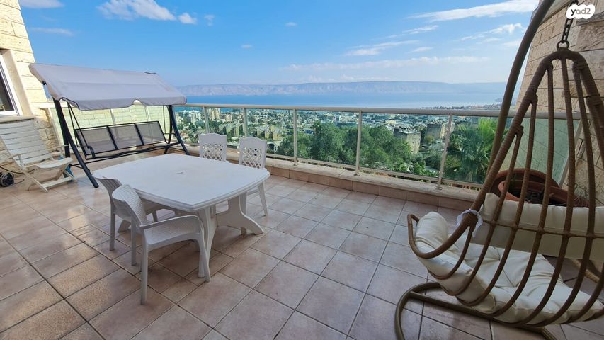 גג/ פנטהאוז, אוסישקין, אחוזת כנרת, טבריה