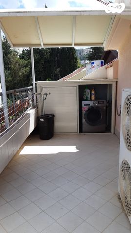 דו משפחתי, אינטרנשיונל, חיפה