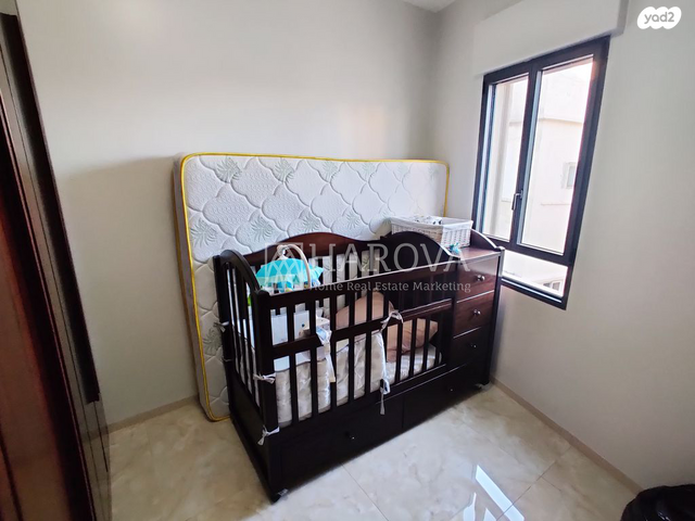 גג/ פנטהאוז, יוסף הייקל, צהלון, שיכוני חסכון, תל אביב יפו