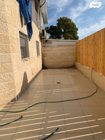 דירה, לבונה, גבע בנימין, אדם - גבע בנימין