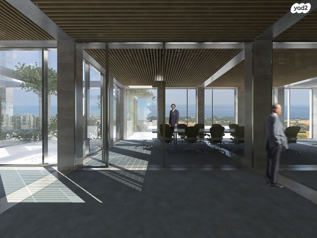 בניין משרדים, קיסריה