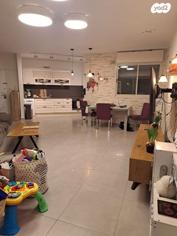 דירה, אלכסנדר סשה ארגוב 5, המשתלה, תל אביב יפו