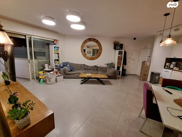 דירה, אלכסנדר סשה ארגוב 5, המשתלה, תל אביב יפו