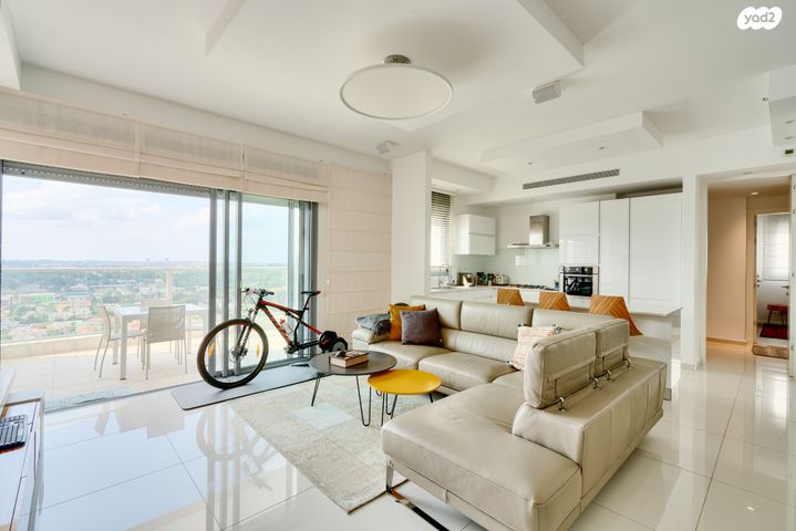 דירה, ישורון, רמתיים, הוד השרון