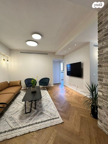 דירה, אנטוקולסקי 1, הצפון החדש - דרום, תל אביב יפו