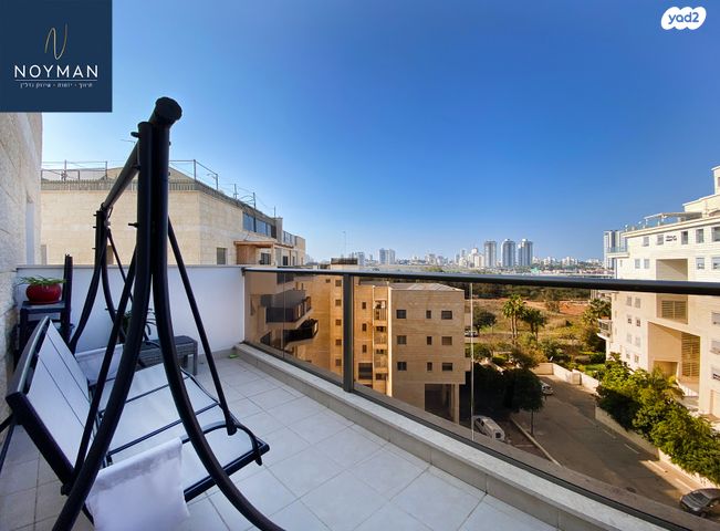 גג/ פנטהאוז, החרמון, קרית השרון, נתניה