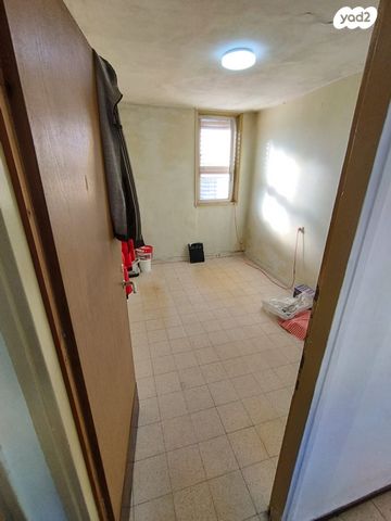 דירה, שדרות ששת הימים 7, נווה אליעזר וכפר שלם מזרח, תל אביב יפו