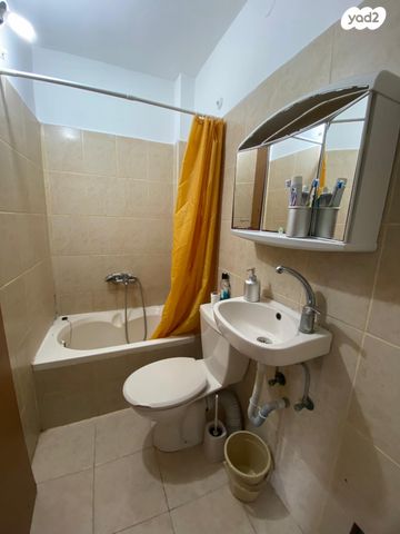 דירה, שדרות הנשיא וייצמן 34, מרכז העיר, חדרה