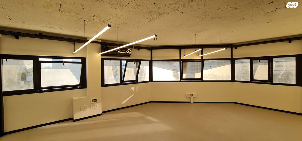 משרדים, ישראל ב"ק, מונטיפיורי, הרכבת, תל אביב יפו