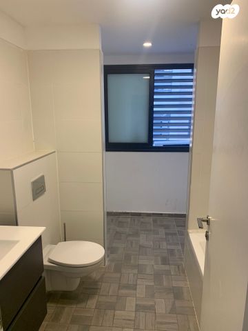 דירה, אבנר חי שאקי, גילה, ירושלים