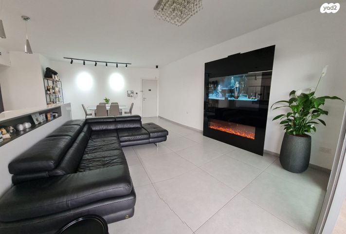 דירה, ההתיישבות, מרום ראשון, ראשון לציון