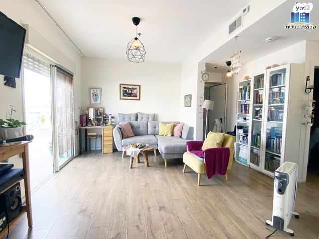 גג/ פנטהאוז, צבי הירשפלד 2, רמז, מערב ותיק, ראשון לציון