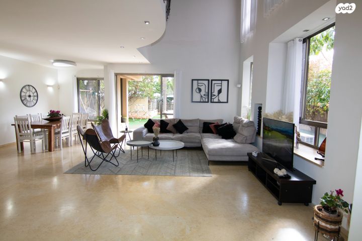 בית פרטי/ קוטג', רמות מנחם, הוד השרון