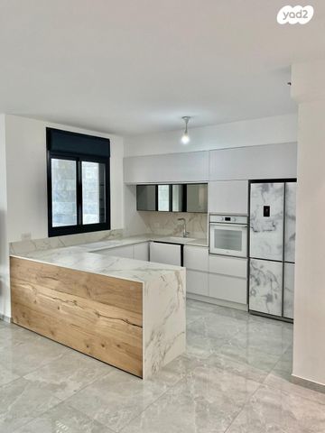 גג/ פנטהאוז, יוסף בורג, נווה זאב, נאות אילן, באר שבע