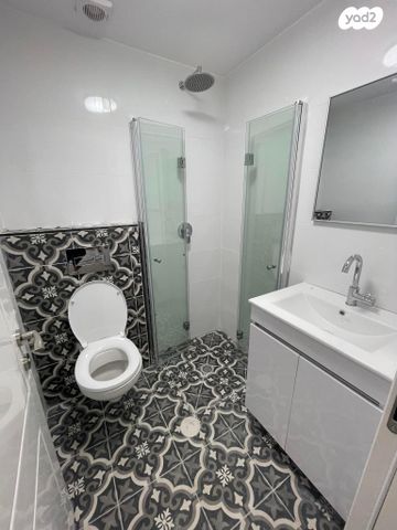 דירה, בן גוריון, אשקלון