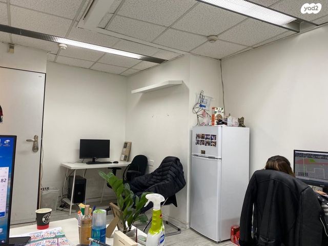 ז'בוטינסקי 16