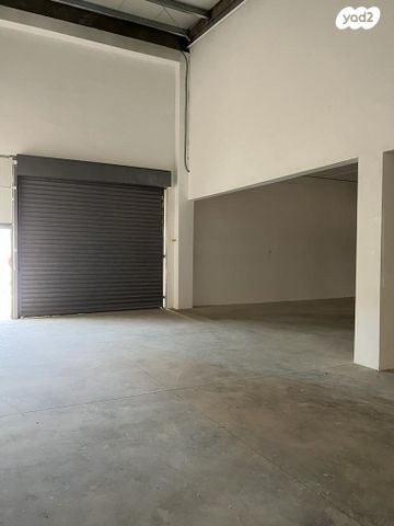 מבני תעשיה, אופקים