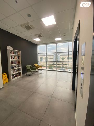 מבני תעשיה, פארק תעשיות רבין, קרית גת