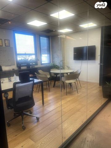 משרדים, נתניה