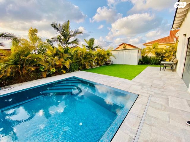 בית פרטי/ קוטג', גן יבנה