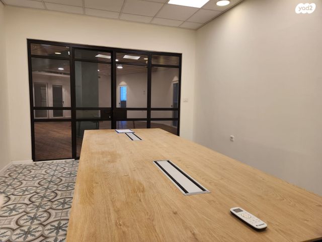 משרדים, דרך מנחם בגין, בורסה, רמת גן