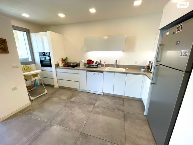 דירה, פלמ"ח 21, הרצליה הירוקה, נווה עובד, הרצליה