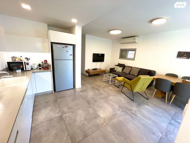 דירה, פלמ"ח 21, הרצליה הירוקה, נווה עובד, הרצליה