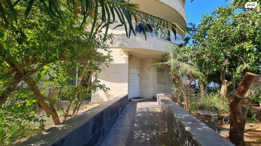 אבא הלל סילבר 16