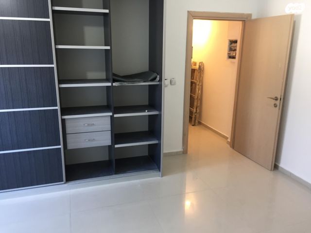 דירת גן, אבא הלל סילבר 16, נאות הרצל, נתניה