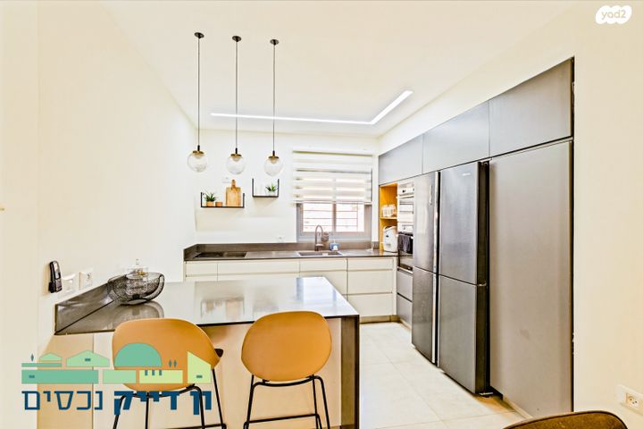 דירה, עמנואל זיסמן, חומת שמואל, הר חומה, ירושלים