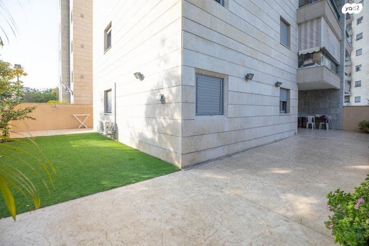 דירת גן, ברנע, אשקלון