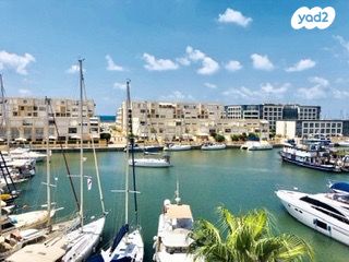 תיירות ונופש, הרצליה