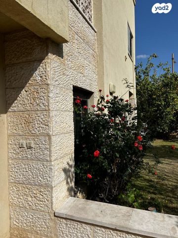 דו משפחתי, מזכרת בתיה