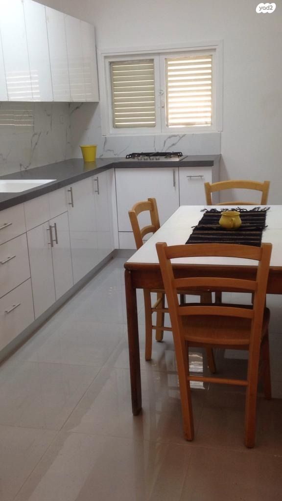 דירה, לאן 2, שכונת הראשונים, רמת גן