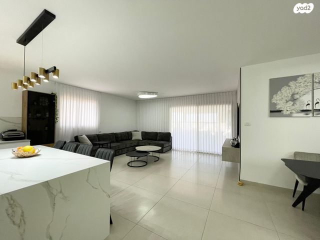 גג/ פנטהאוז, עפולה