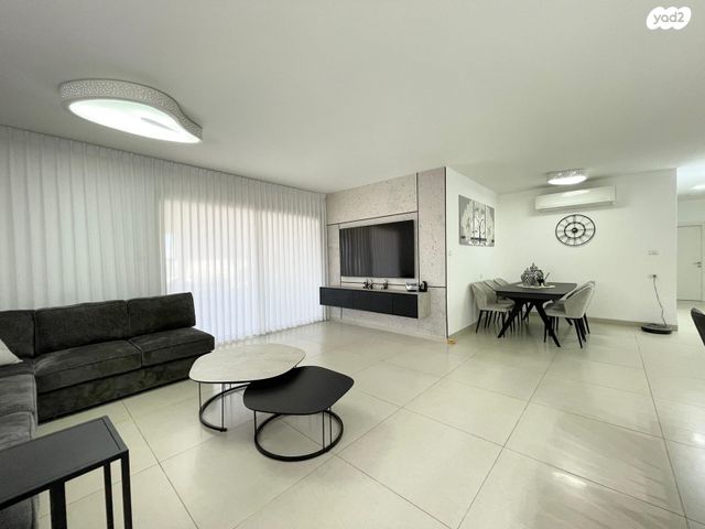 גג/ פנטהאוז, עפולה