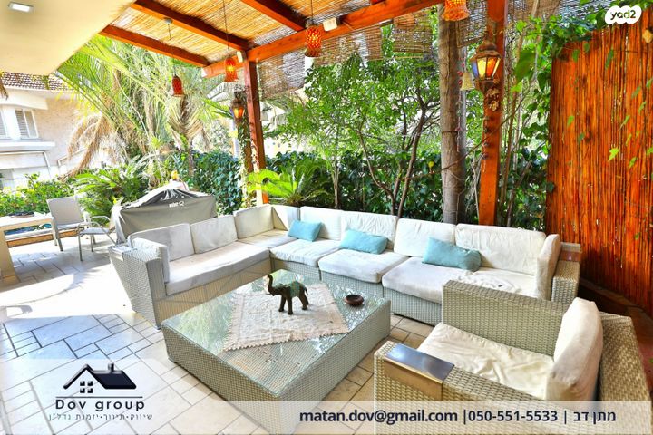 דו משפחתי, פרדסיה