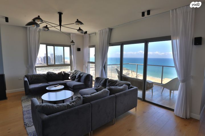 דירה, שדרות בן גוריון, אגמים, נתניה