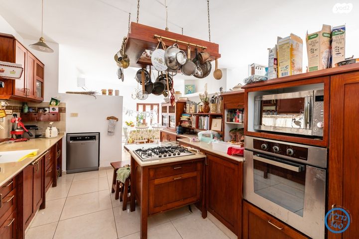 בית פרטי/ קוטג', יעקב, זכרון יעקב