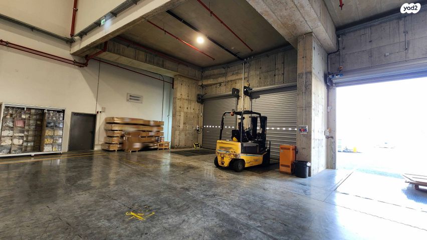 מבני תעשיה, חיפה